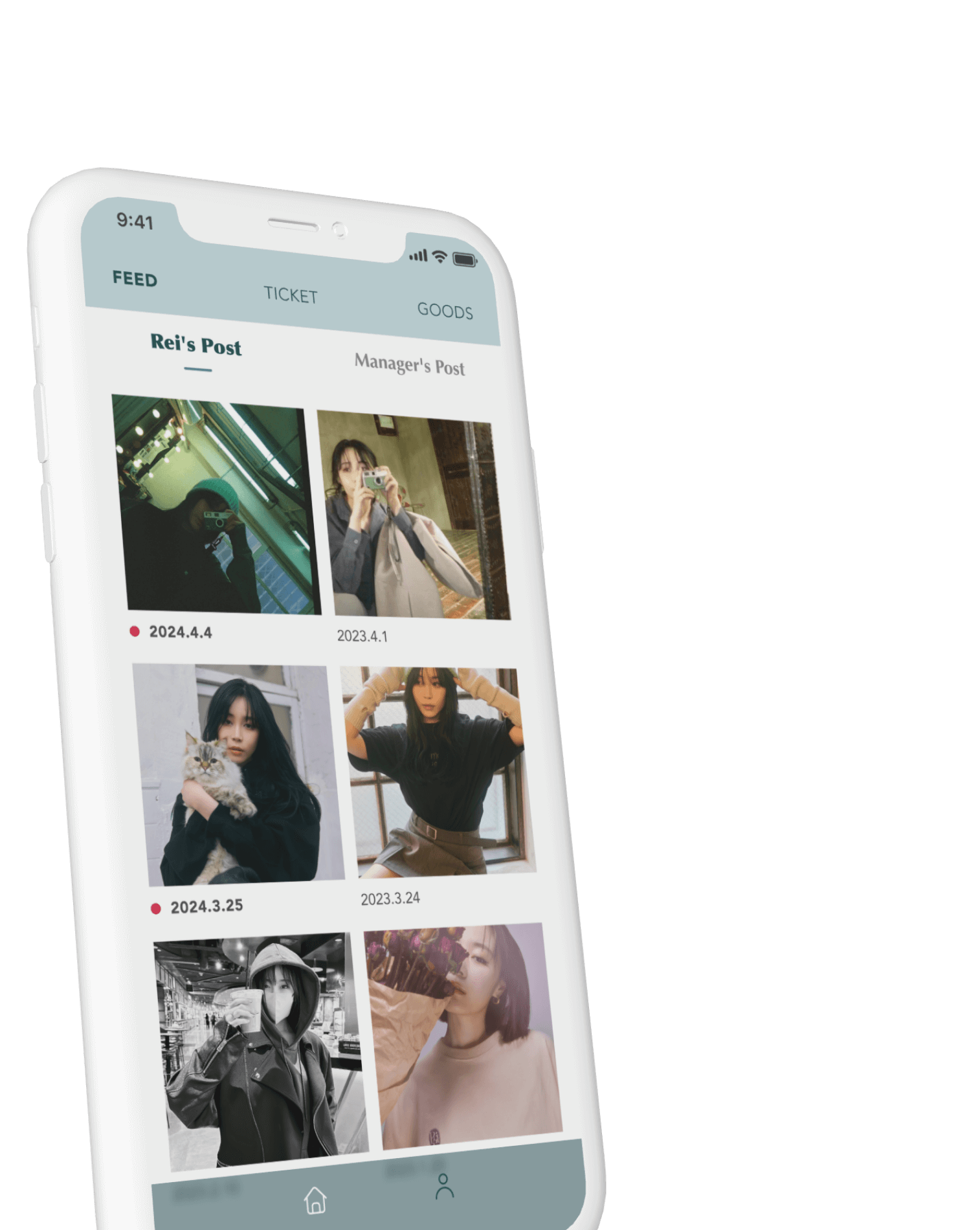 スマートフォンの画面にフィード画面が表示されている