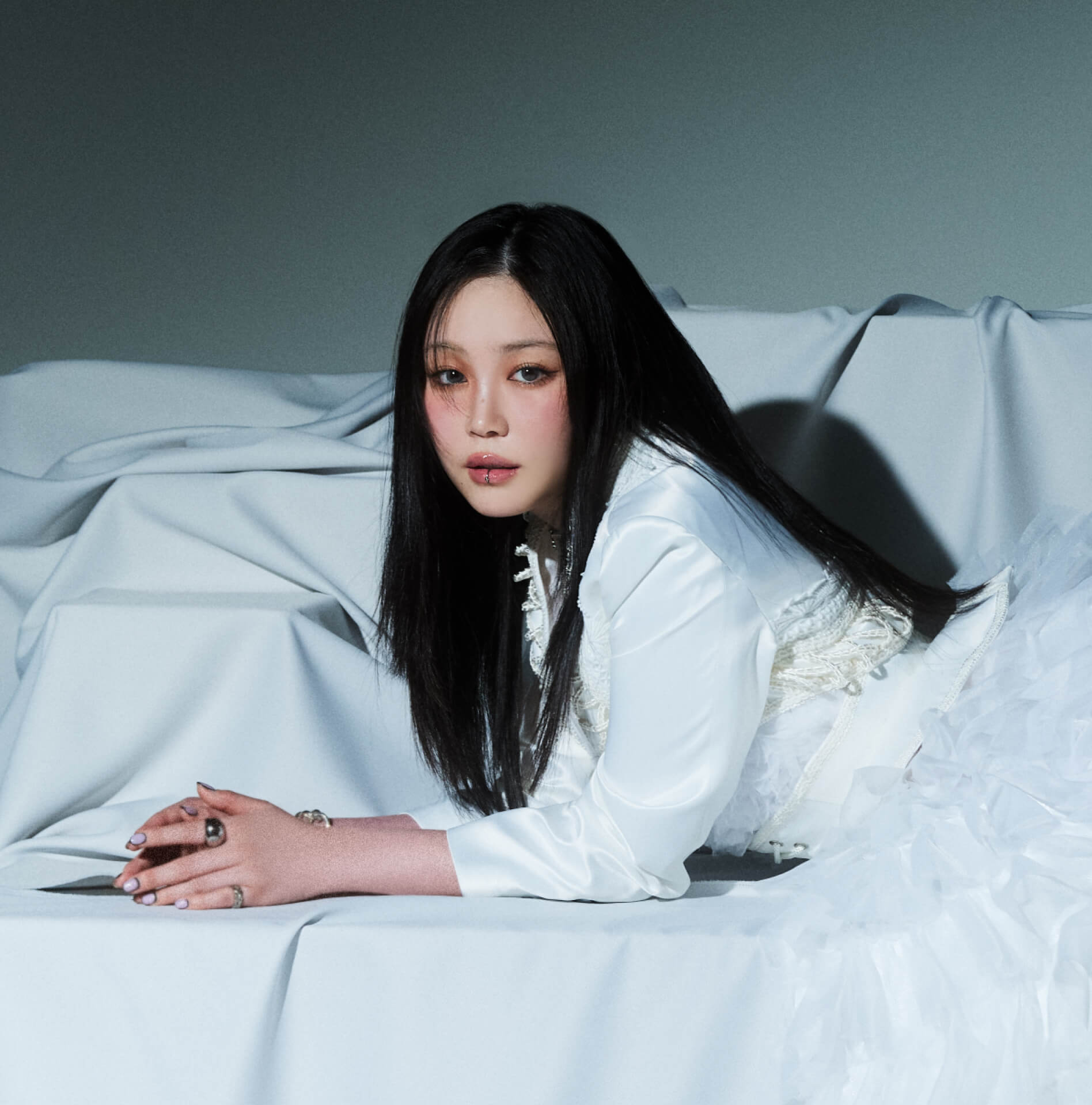 freivor - 鷲尾伶菜オンラインコミュニティサービス